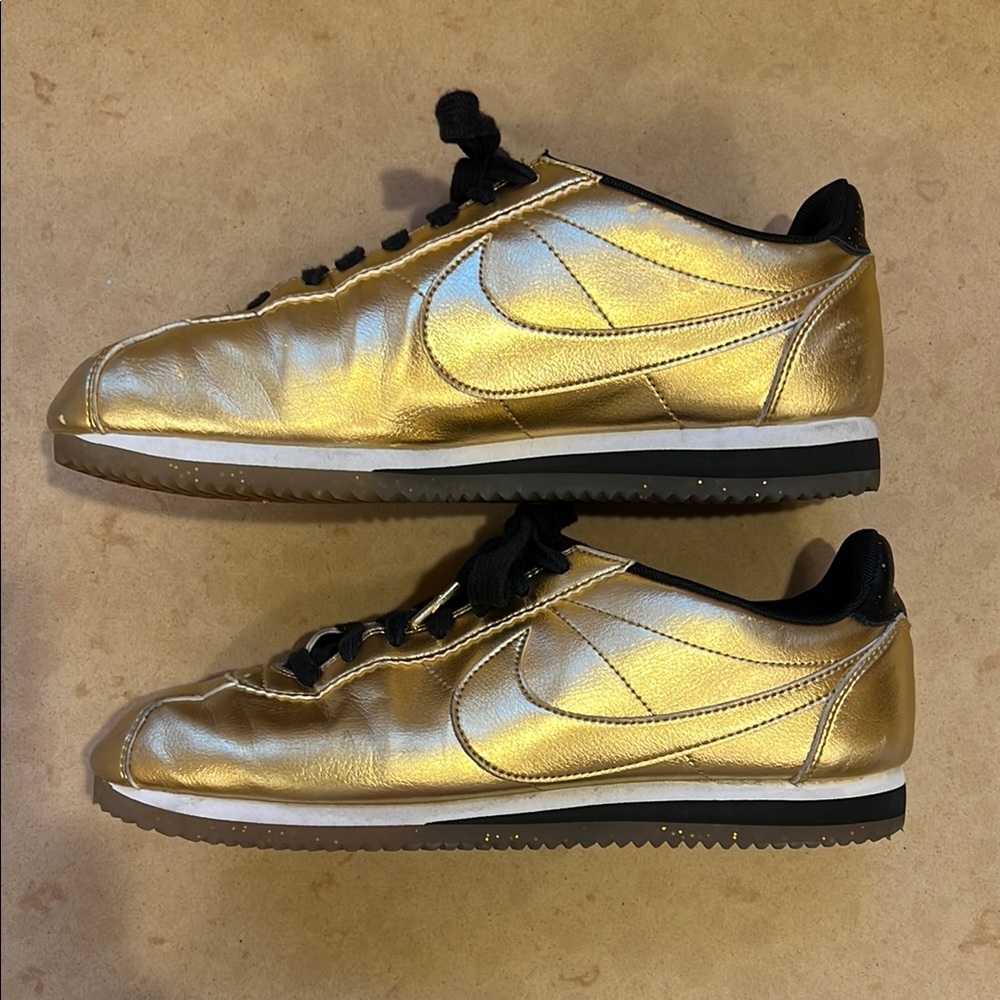 Nike XLV Cortez Gold Sneakers Women’s 10